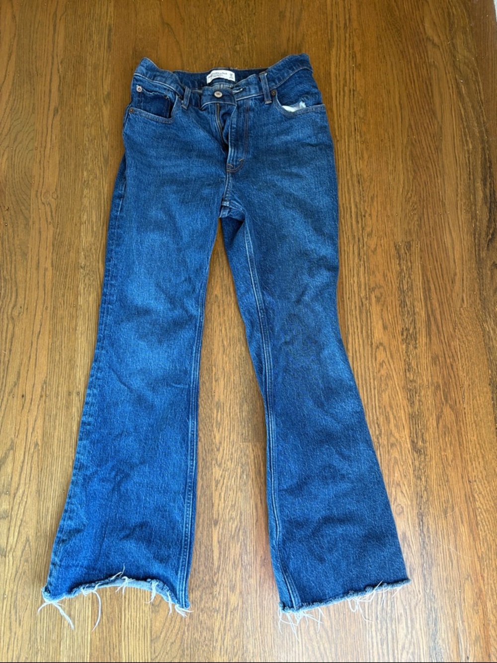 Abercrombie & fitch The Vintage Flare
High Rise size 6